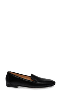 STEVE MADDEN Women's Fitz Flat Shoe in black - women's flats - detail view