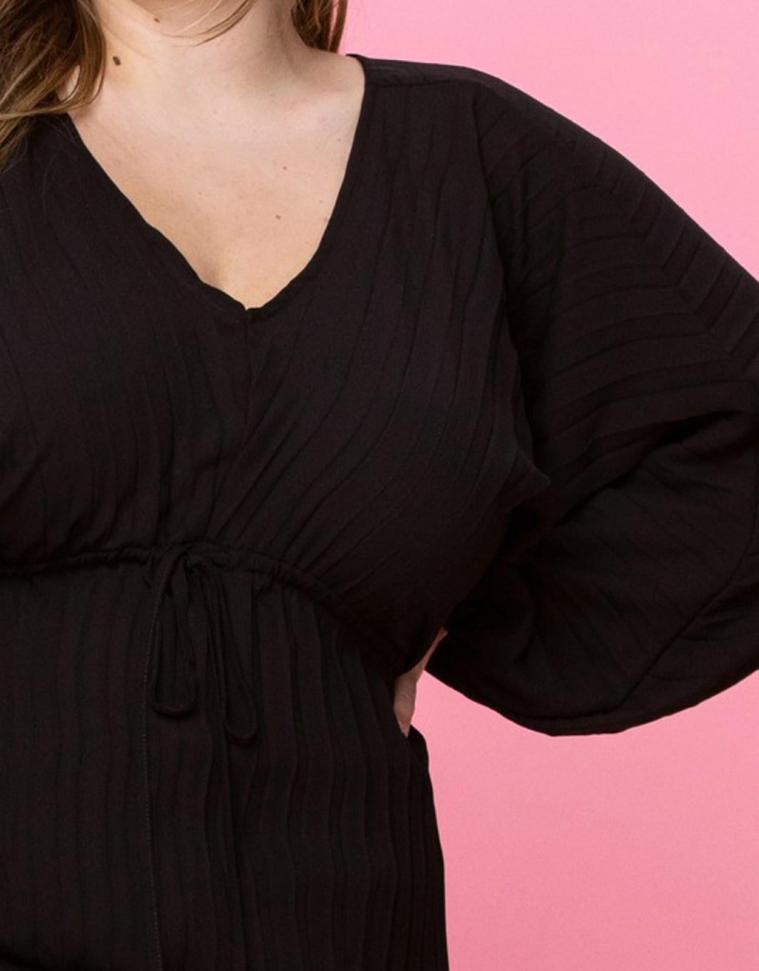 Oodi - Solid Pleated Silky Fabric Top