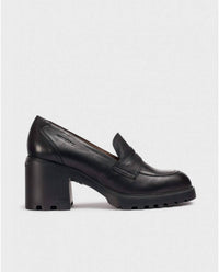 Wonders Women's Ilma 01 Loafers in black - women's flats
