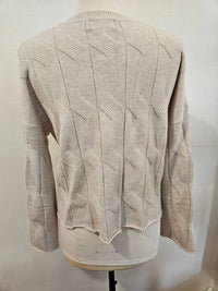 Eternelle - Women's Diamond Cable Crew Neck Sweater