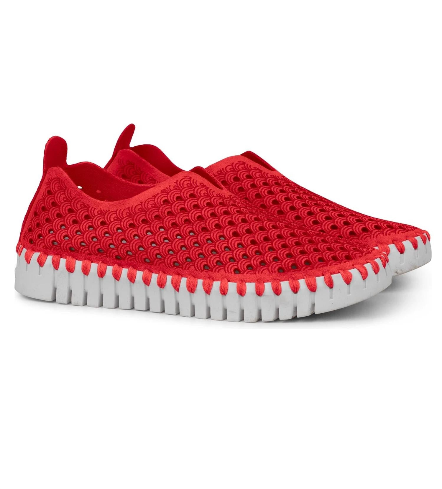 Ilse Jacobsen Women's Tulip 139 Shoes in deep red - women's flats