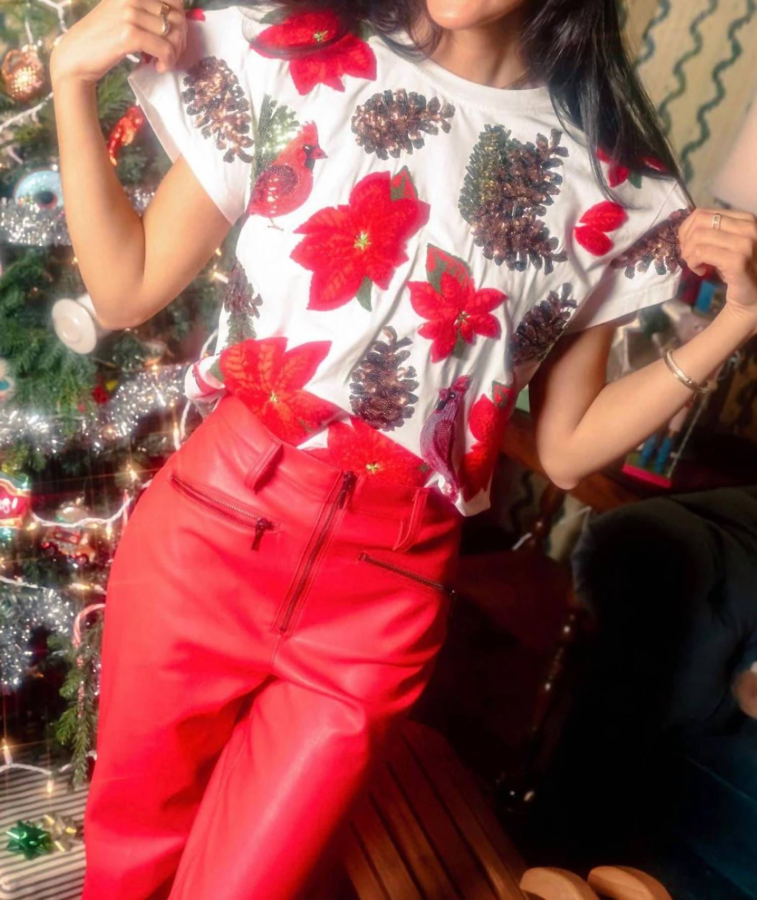 Queen Of Sparkles - Poinsettia & Pine Cone Tee