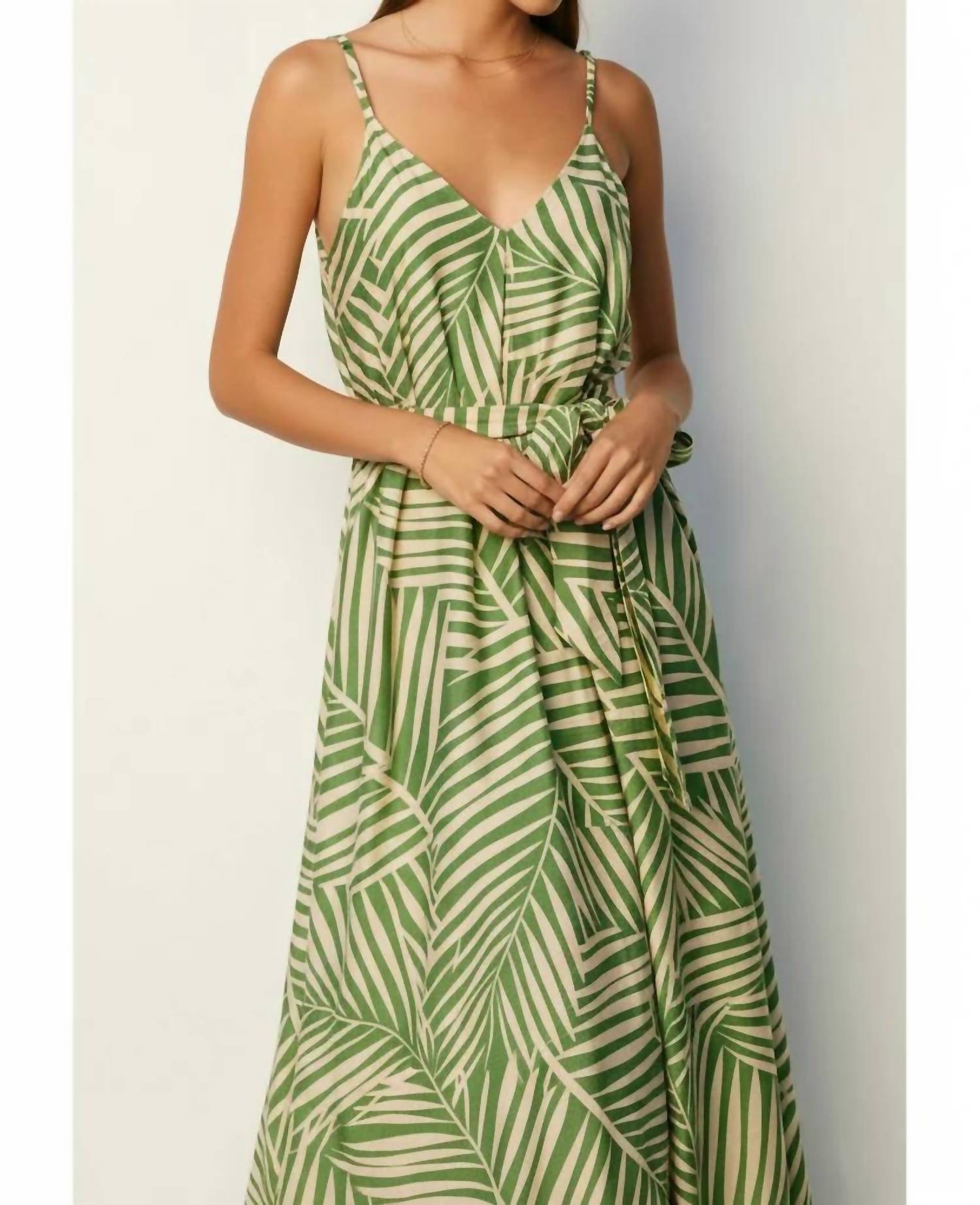 Dress Forum - Janie Tropical Spaghetti Strap Maxi Dress