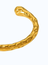 Gina Carmen - Women's Classy Cuff