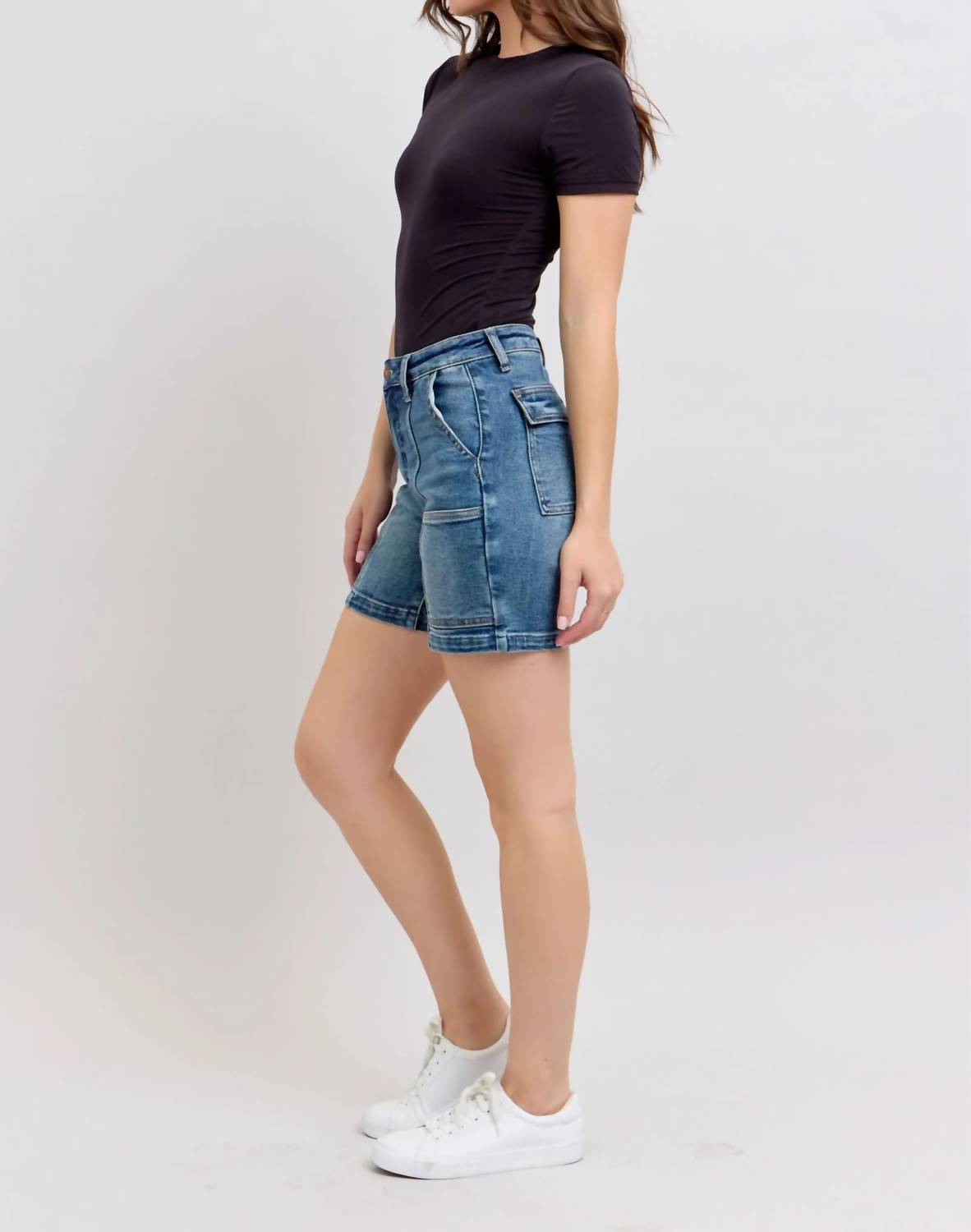 Judy Blue - Women's Jackie Utility Mid Shorts
