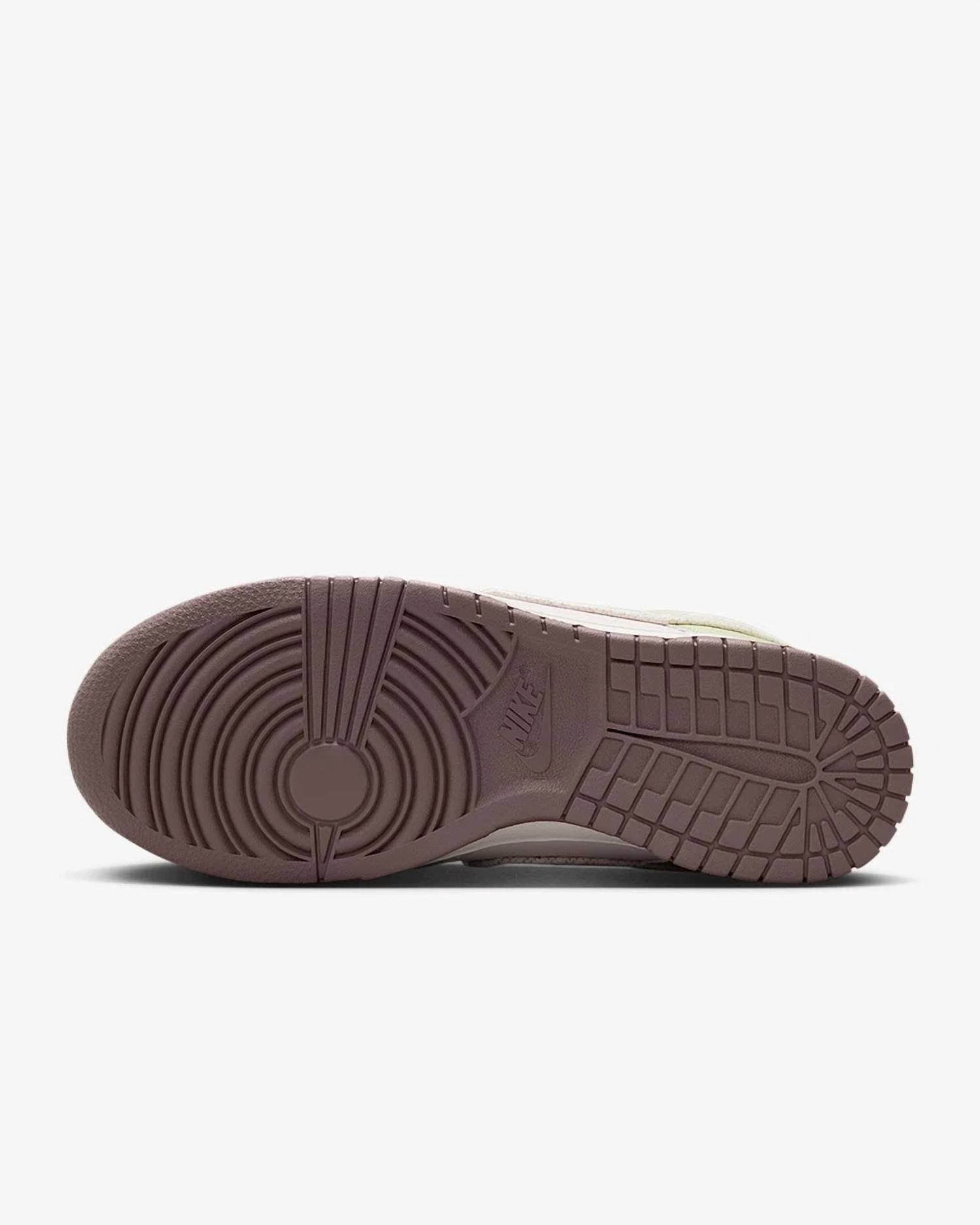 Nike - Women's Dunk Low Sneakers