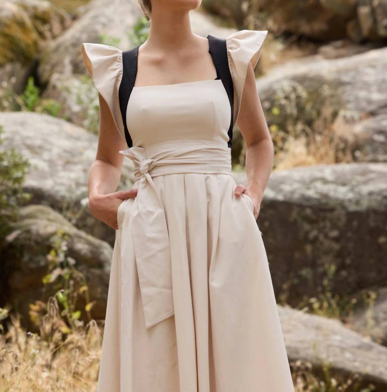 The Iq Collection - Loreto Midi Dress