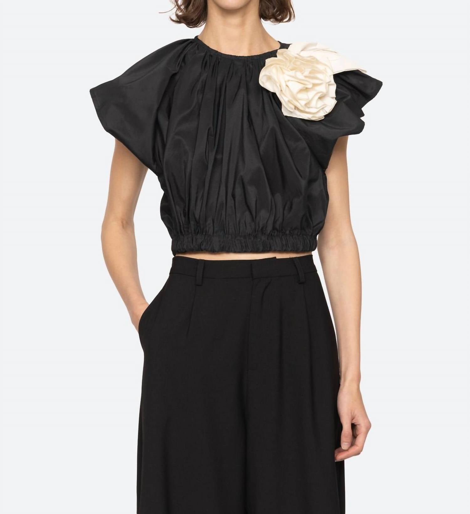 Sea - Laurie Solid Flutter Sleeve Top