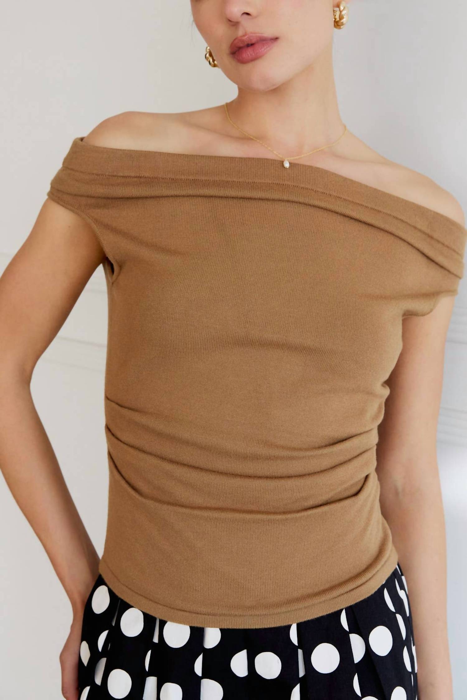 Sunday Edition - Emberly Pleated Top