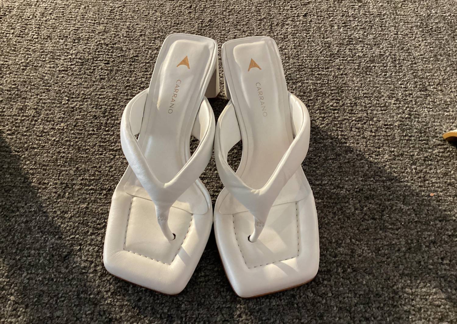 Carrano - Women's Detty Thong Sandals