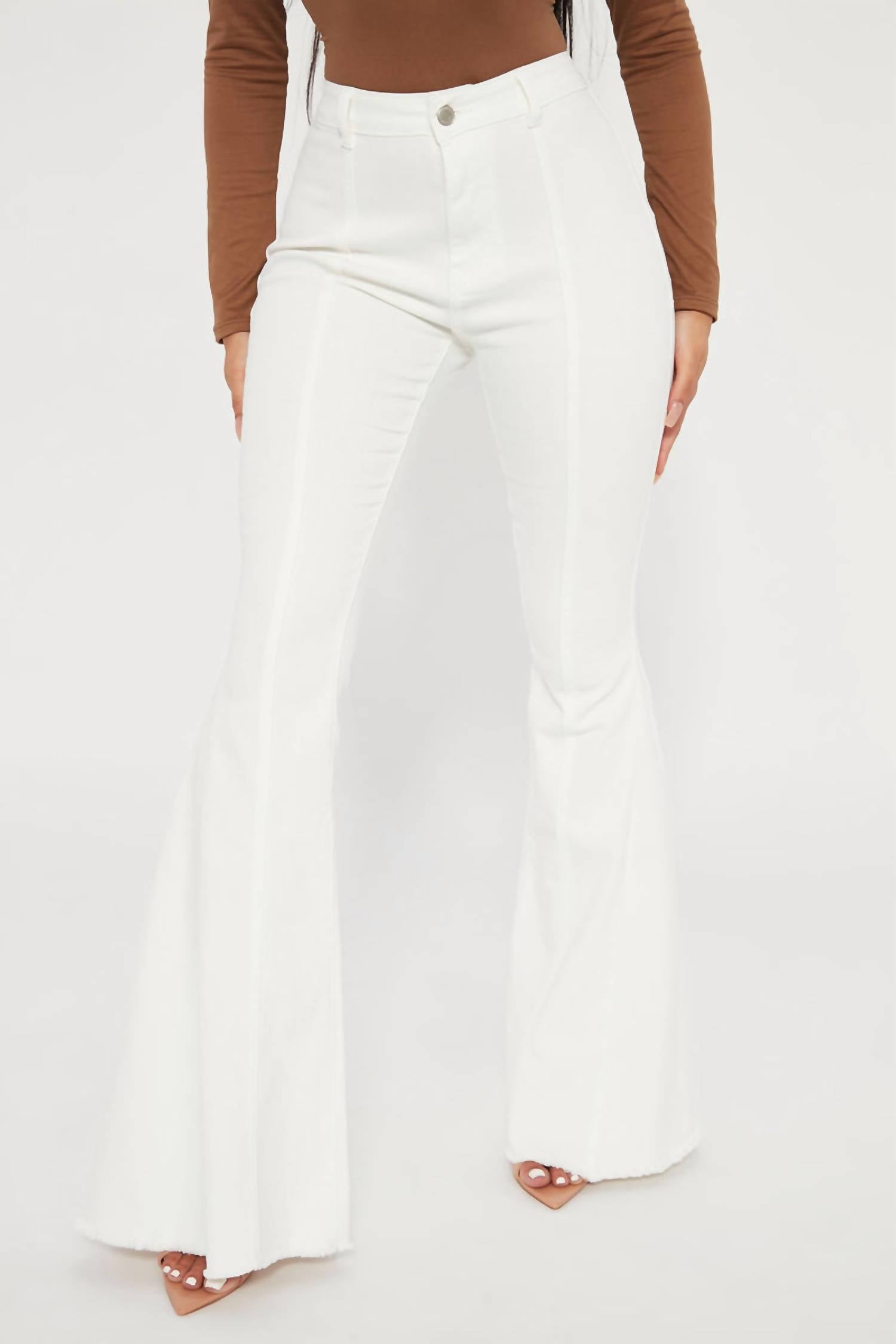 Wisteria Lane - Back Suede Star Bell Jeans