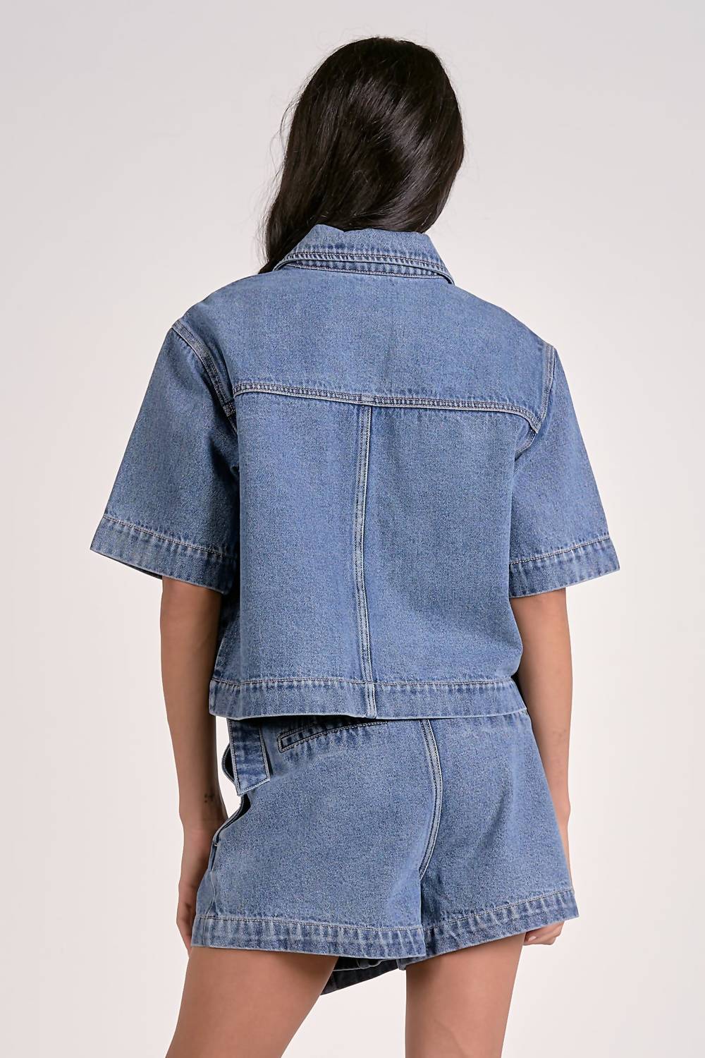 ELAN Short Sleeve Pocket Shirt in denim mid wash - women's shirt - detail view