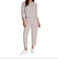 Spanx - Airessentials Barrel Leg Pants