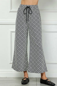 See And Be Seen - Cropped Wide Texture Pants