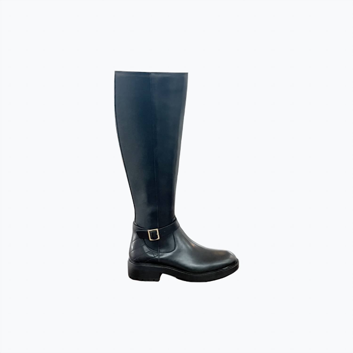 STEVE MADDEN Women's Georgi Boots in black - women's shoe - detail view