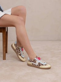 Oasis Society - Women's Kyla Classic Low Top Sneakers