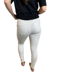 Judy Blue - Mid Rise Skinny Destroyed Jeans