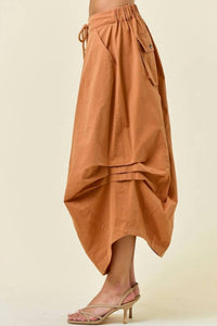 Doe And Rae - Side Tuck Detail Midi Skirt