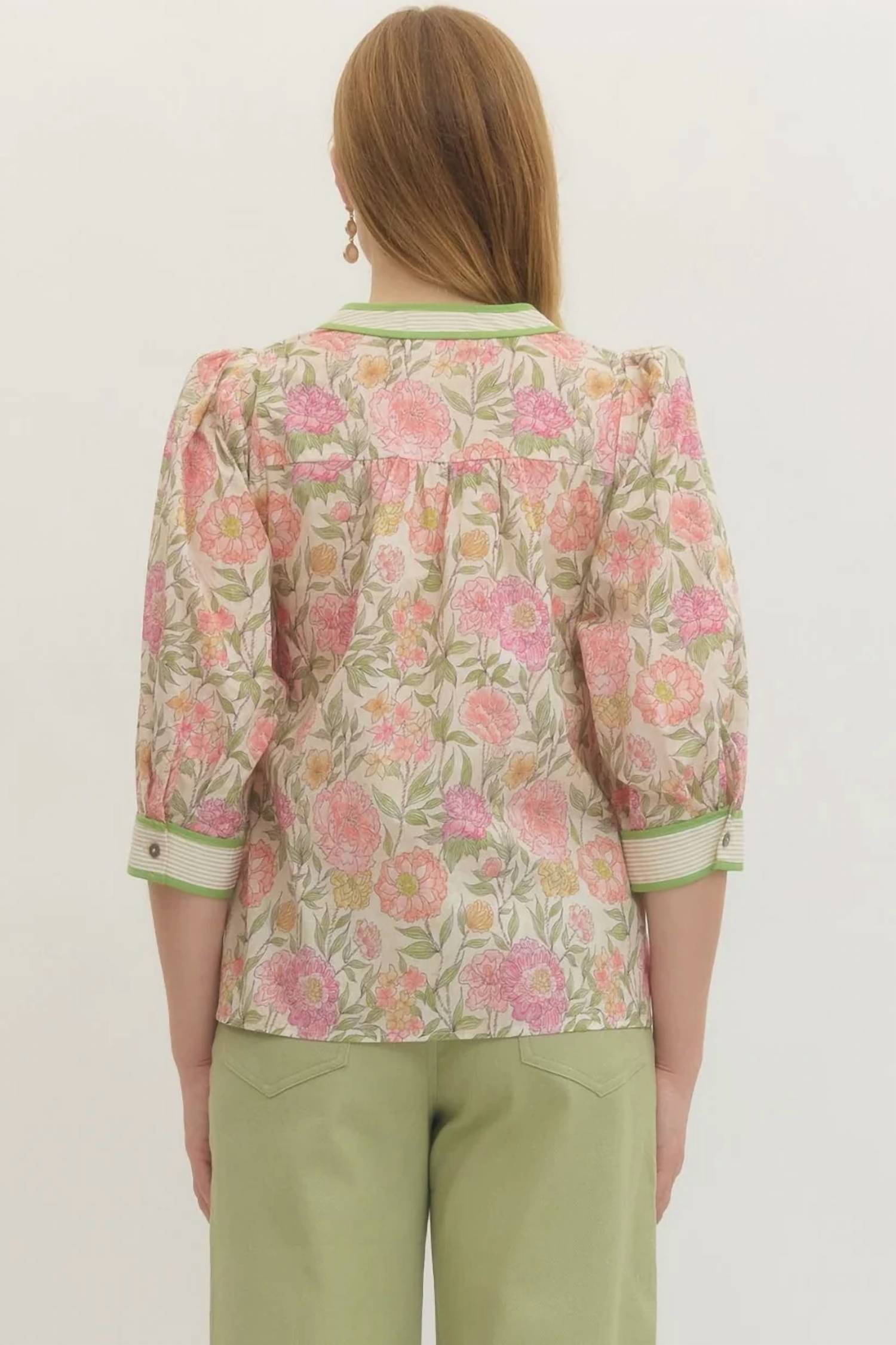 Entro - V-neck Floral Blouse