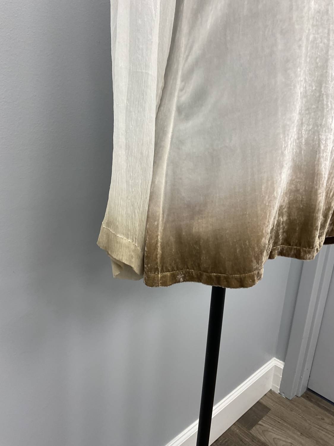 Viviana Uchitel - GOLD OMBRE SILK VELVET BLOUSE