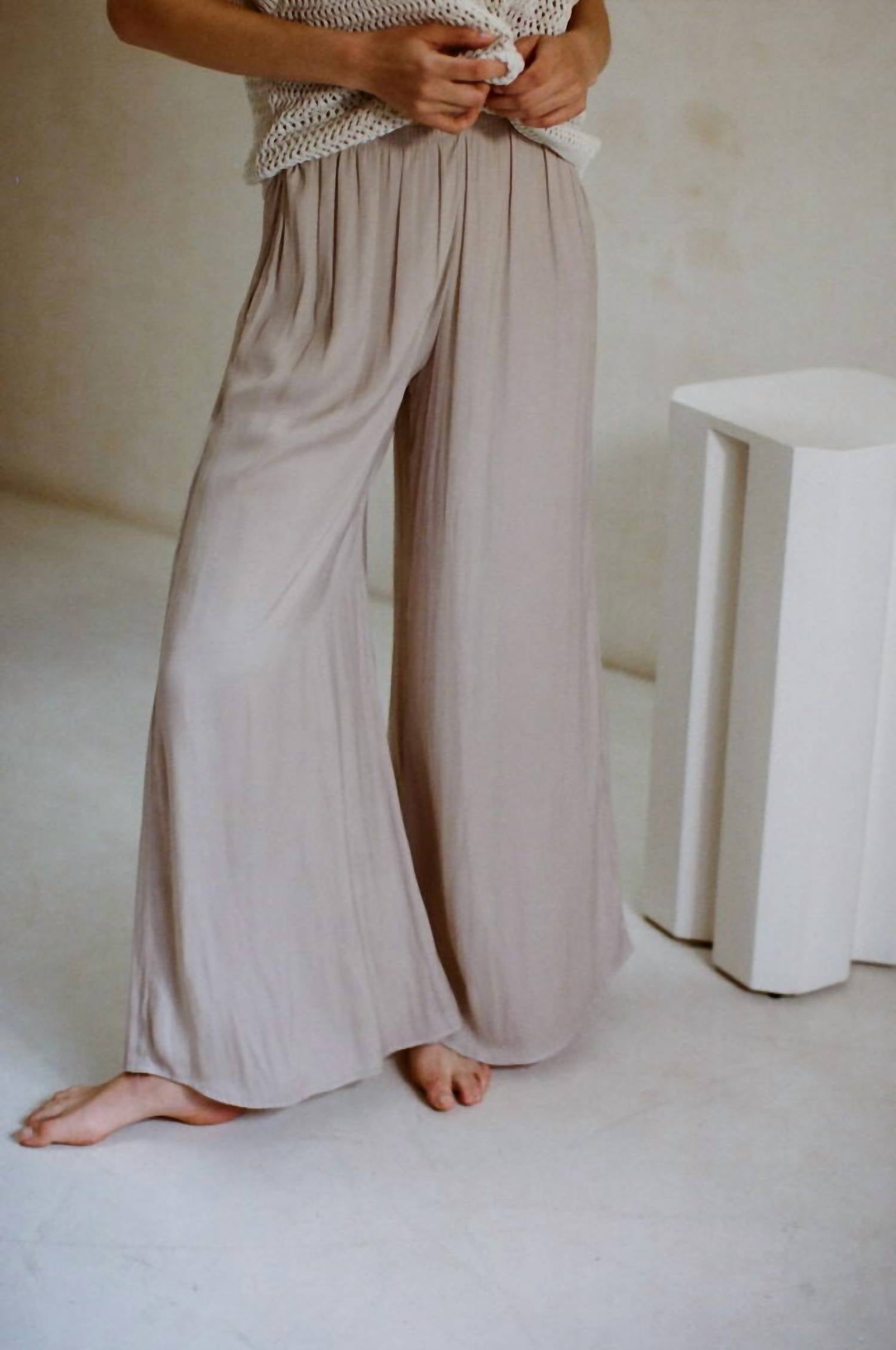 A.Ren - Here For It Wide Leg Open Pants