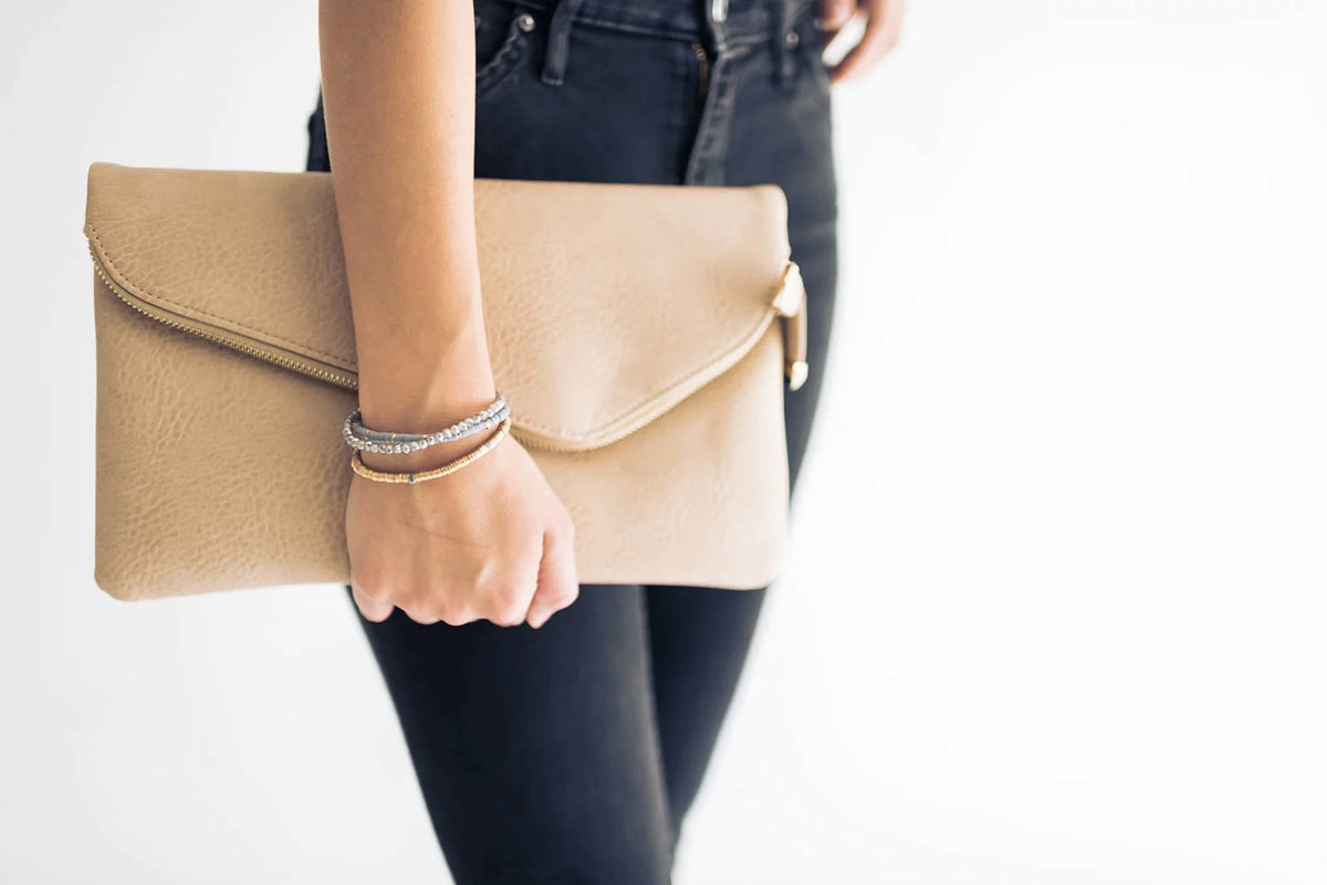 Falcon Park - Stella Crossbody Clutch