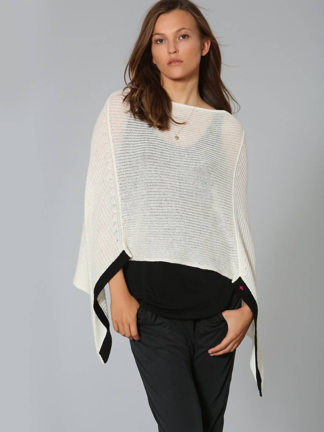 Label+Thread - Women's Seamed Sun Blocker Top