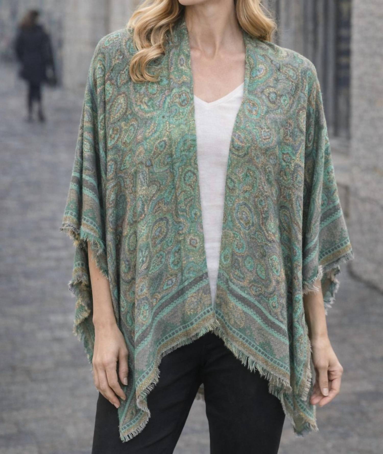 Rapti Fashion - Paisley weave jacket