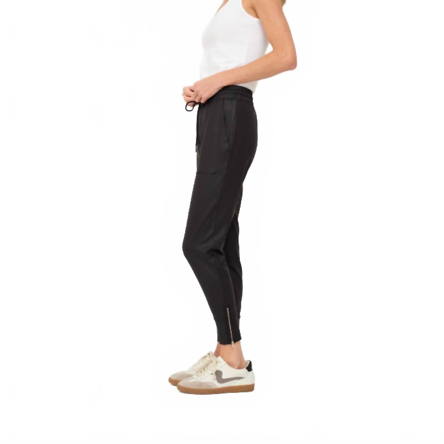 Six/Fifty - Coated Zip Jogger