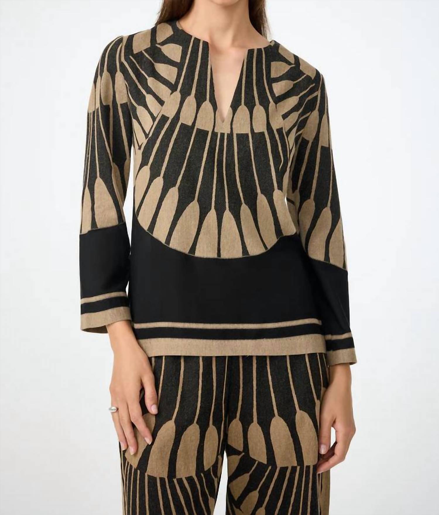 Trina Turk - Amy V Neck Top
