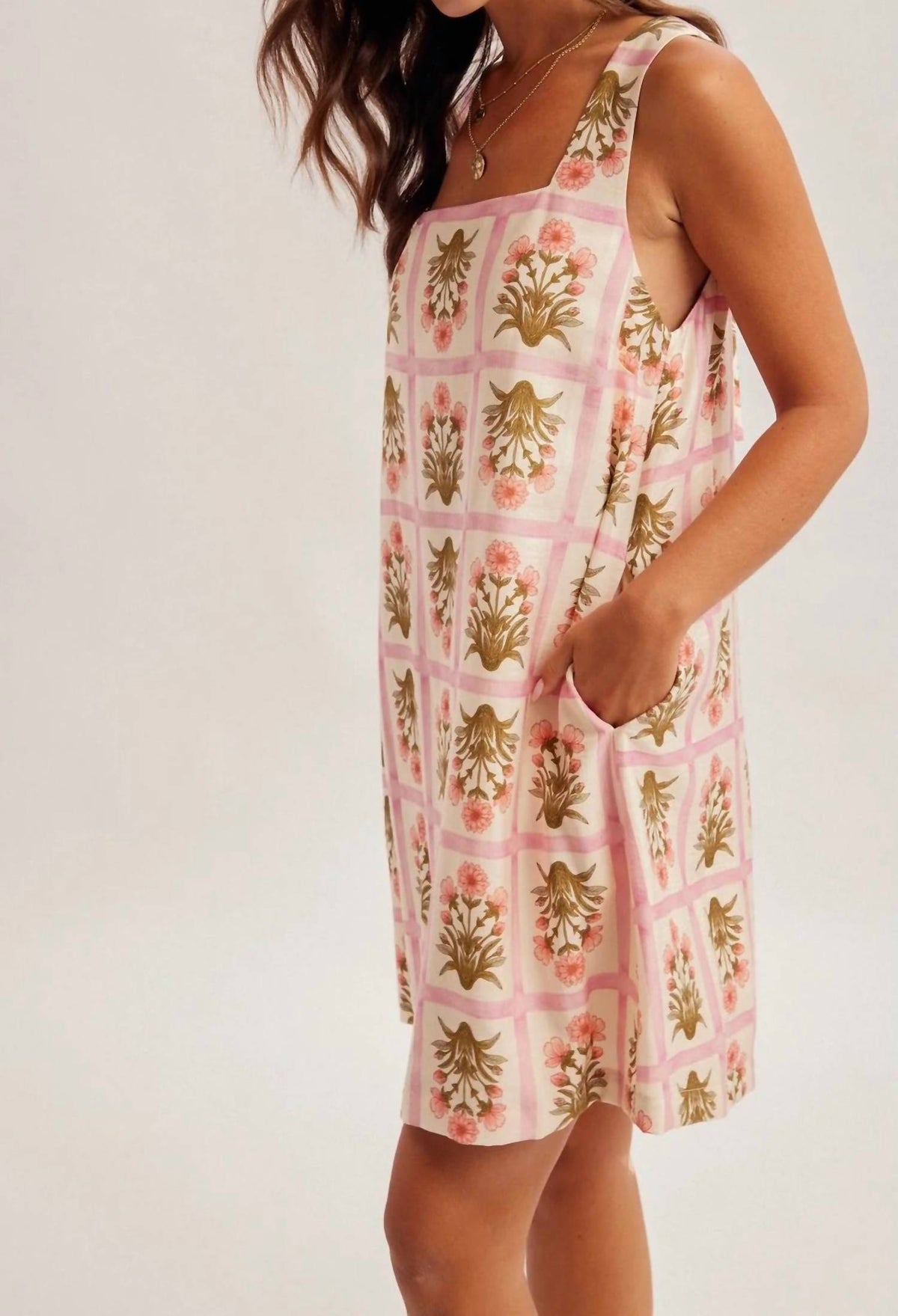Hem & Thread - Grid Bouquet Shift Dress
