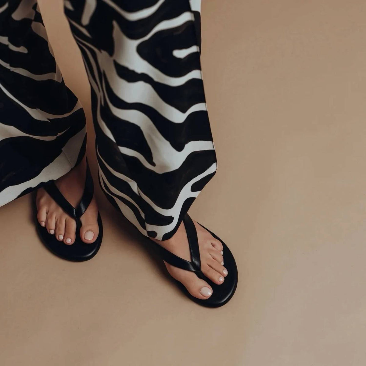 Solei Sea - Women's Ebene Bowie Sandals
