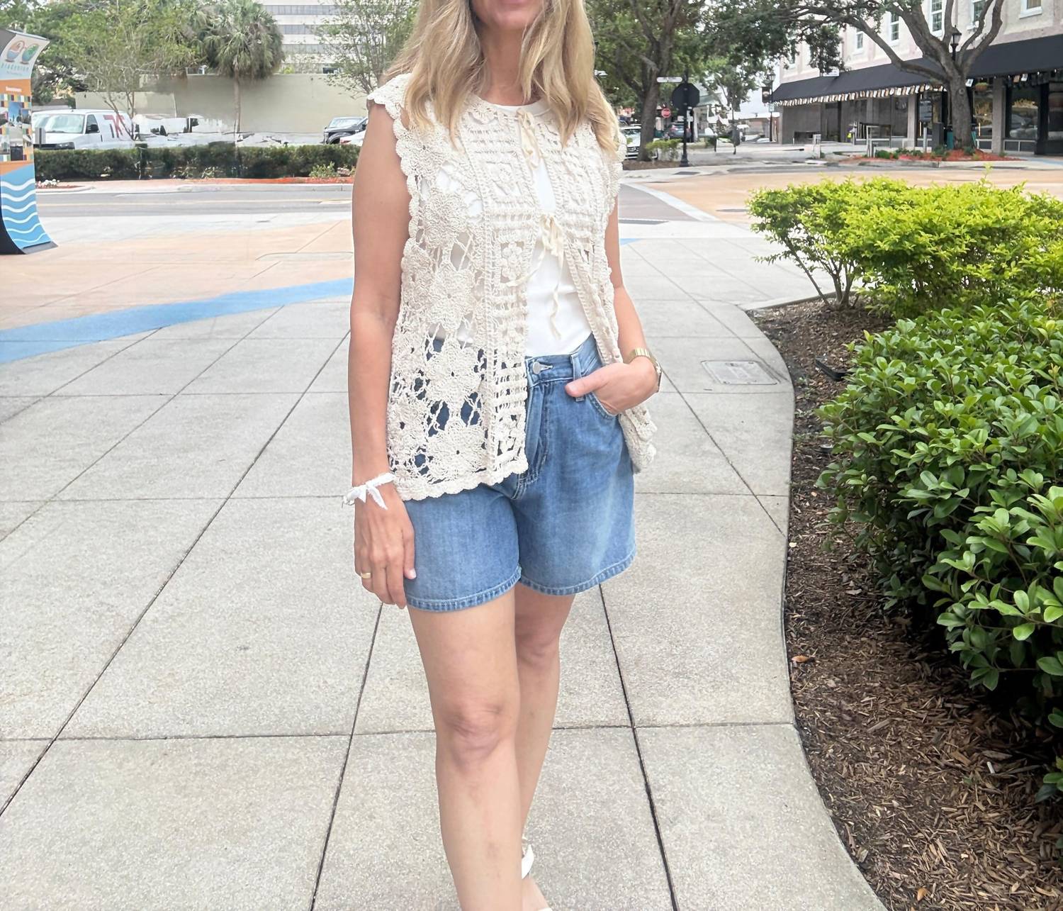 Atzbranding - Crochet Bohemian Vest