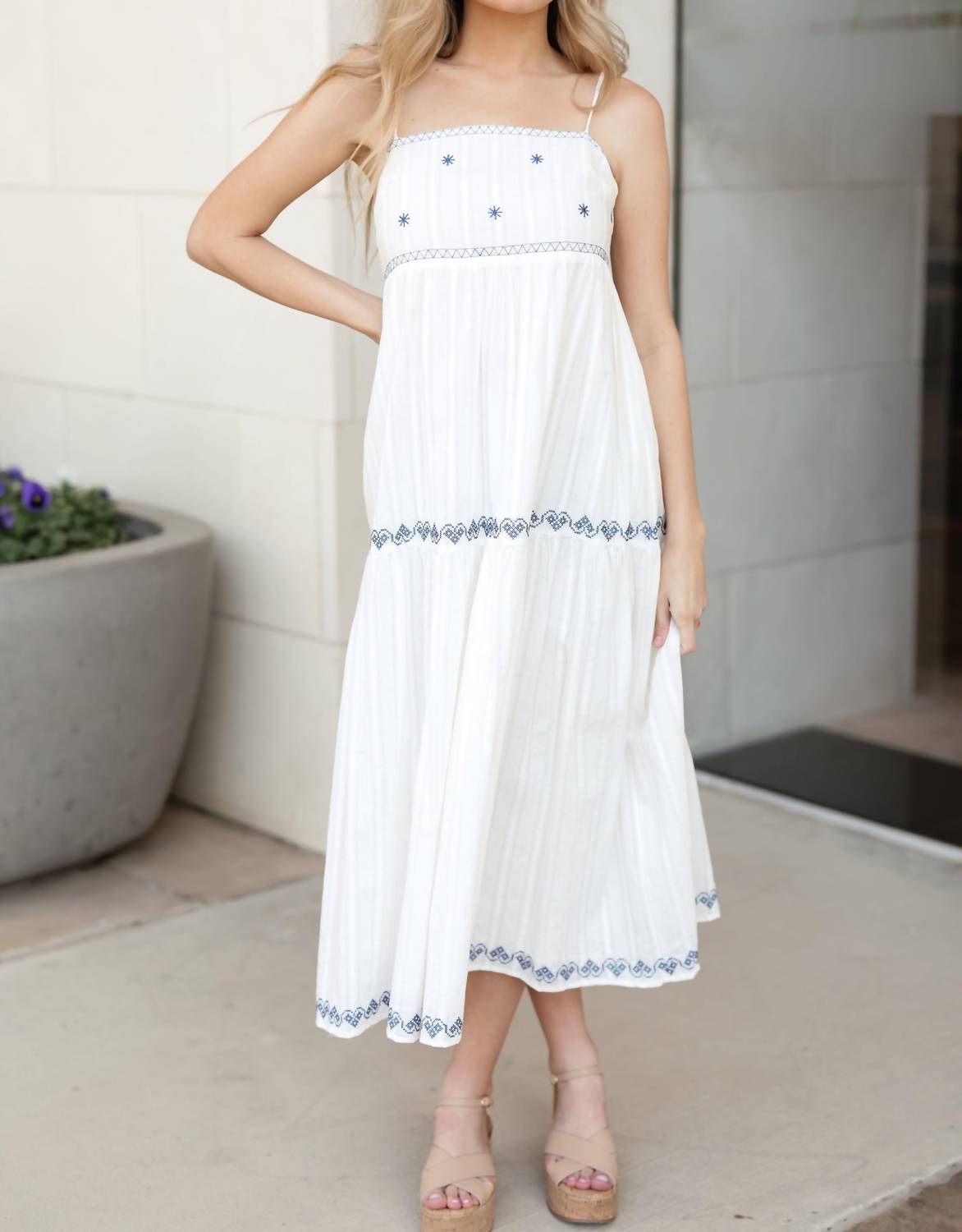 Creamon Celeste Midi Dress in white - women's dress - detail view