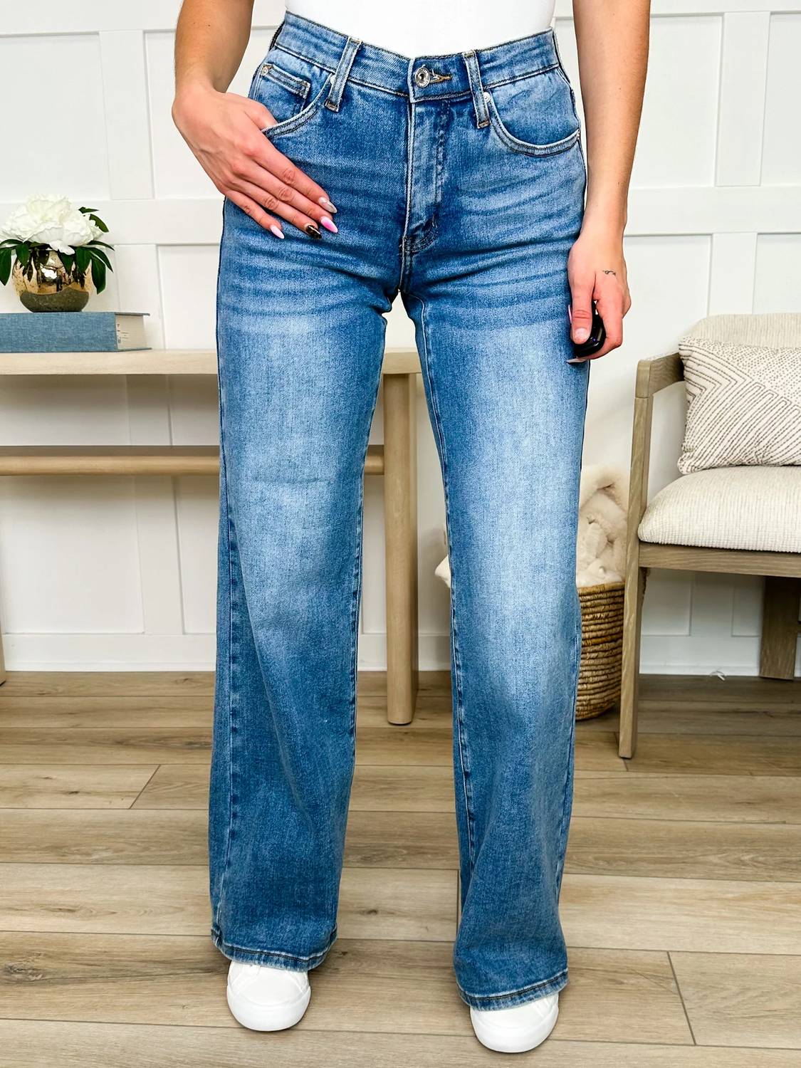 Saige Denim - Makayla Tummy Control Mid-rise Wide Leg Jeans