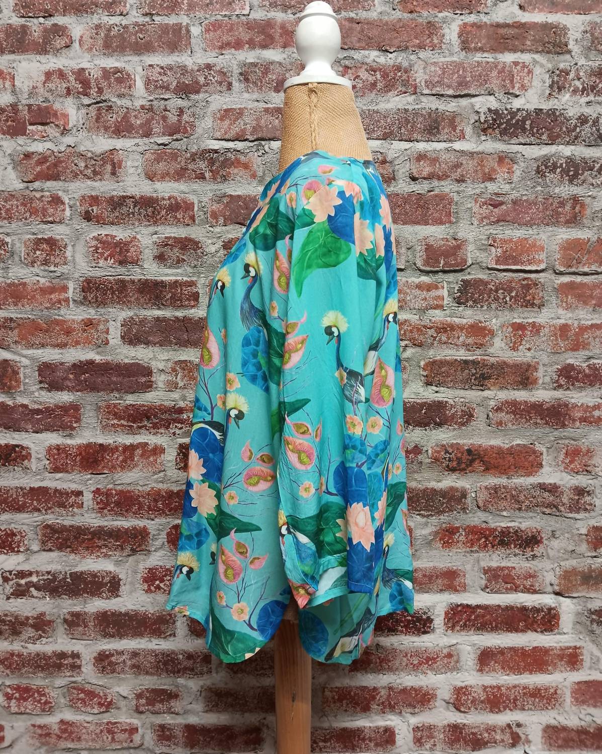 Dolma - Water Lily Print Three-quarter Sleeve Top