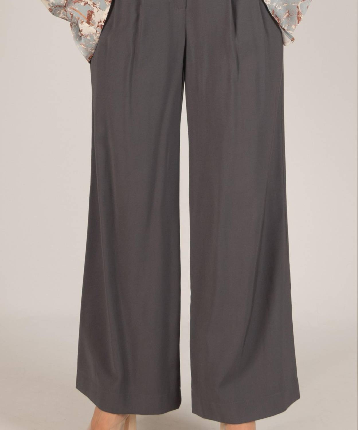 Before You Wide Leg Trousers in charcoal - women's pants