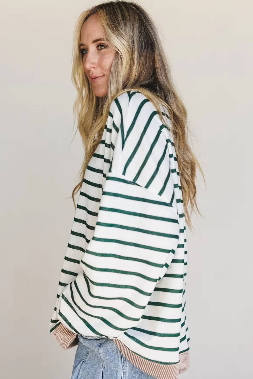 Shewin - Long Sleeves Crewneck Pullover