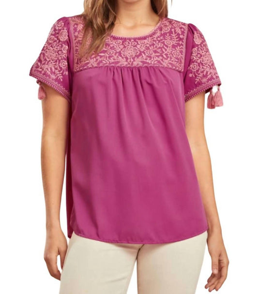 Andree By Unit - Tonal Embroidery Babydoll Top