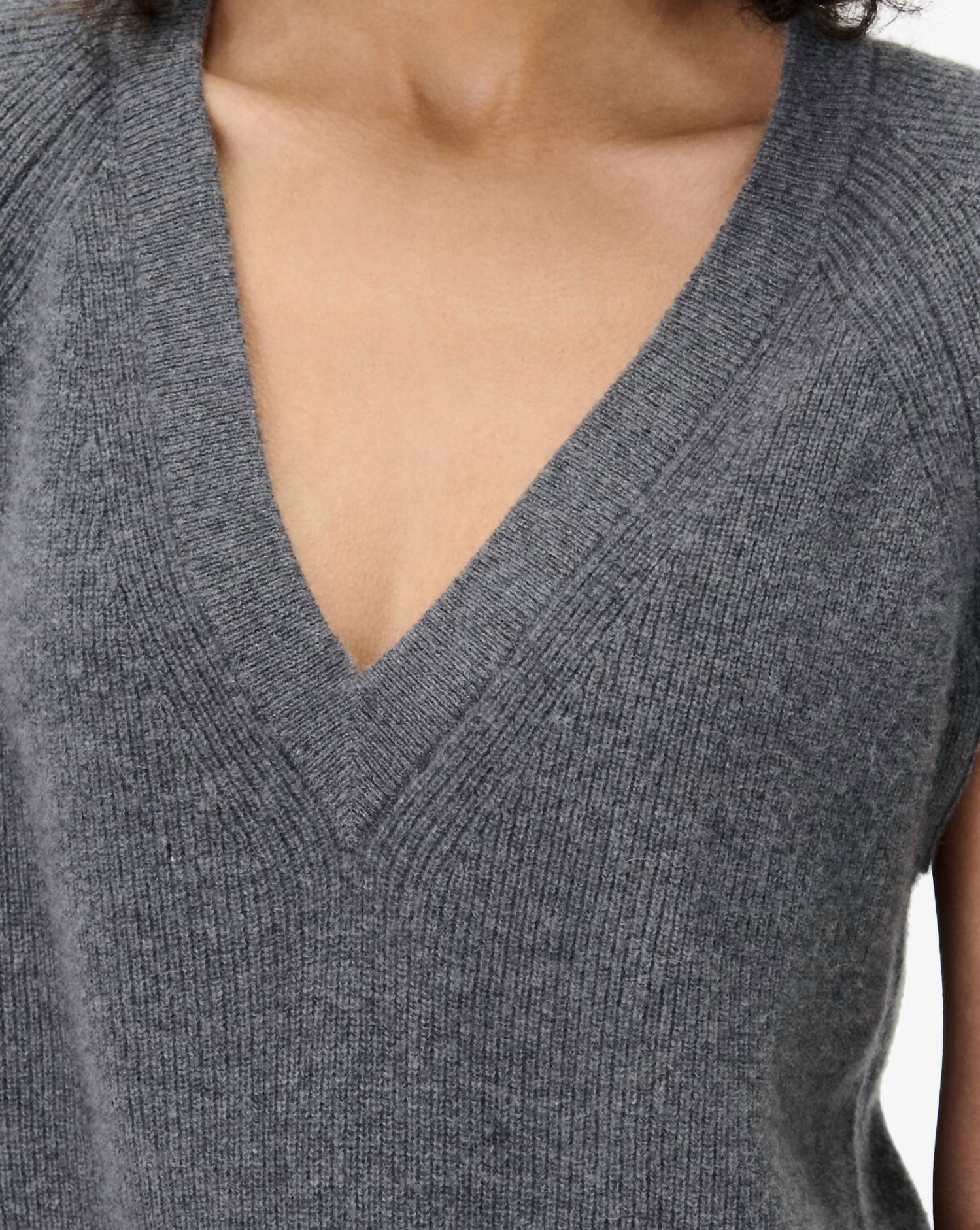 Iro - Ludovica V Neck Sweater