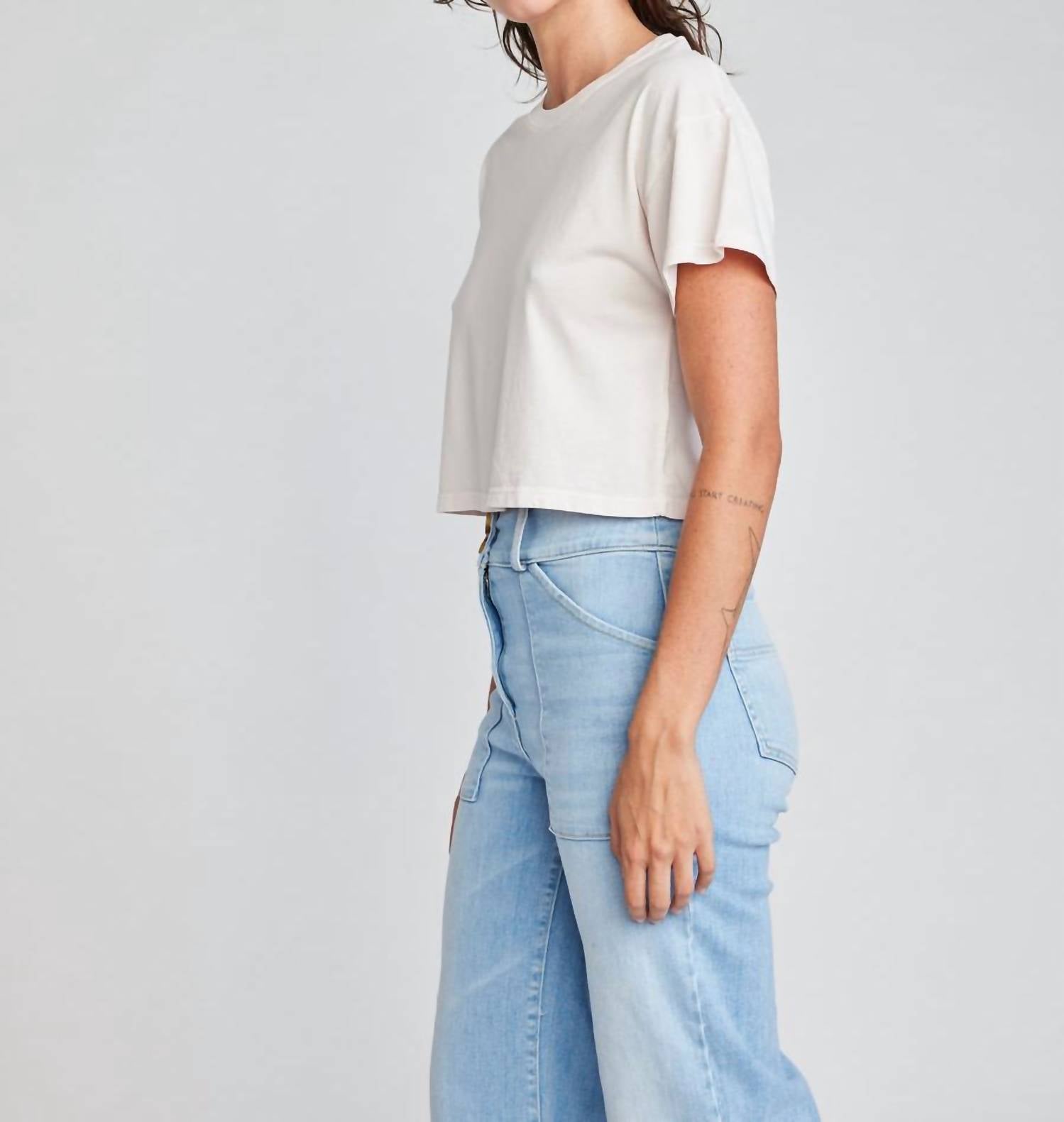 Self Contrast - Drew Crop T-shirt