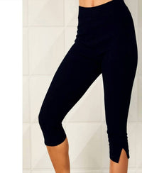 French Kyss - Essential Capri Pull-on Pant
