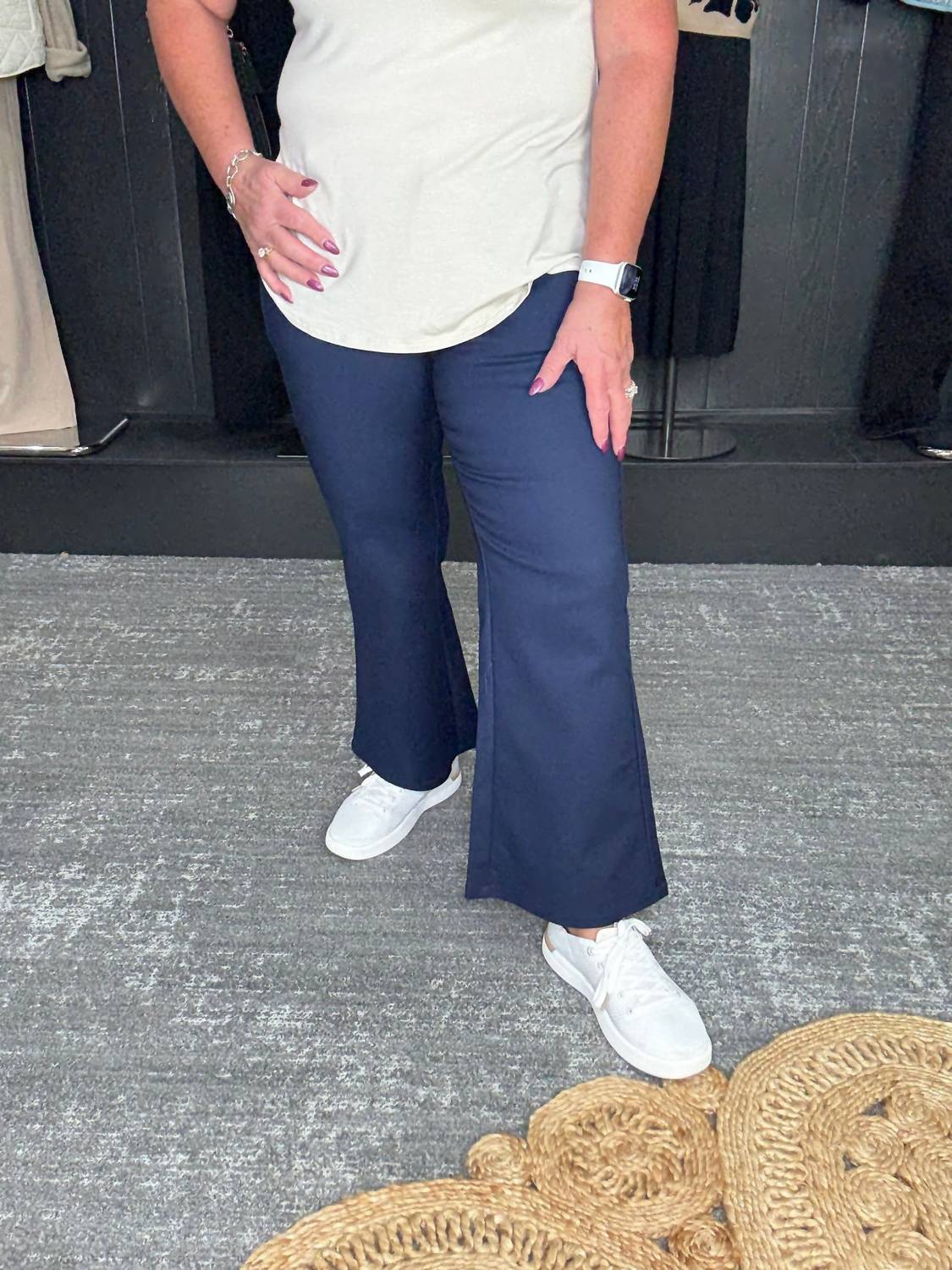 Aryeh - Wide Leg Ankle Pants