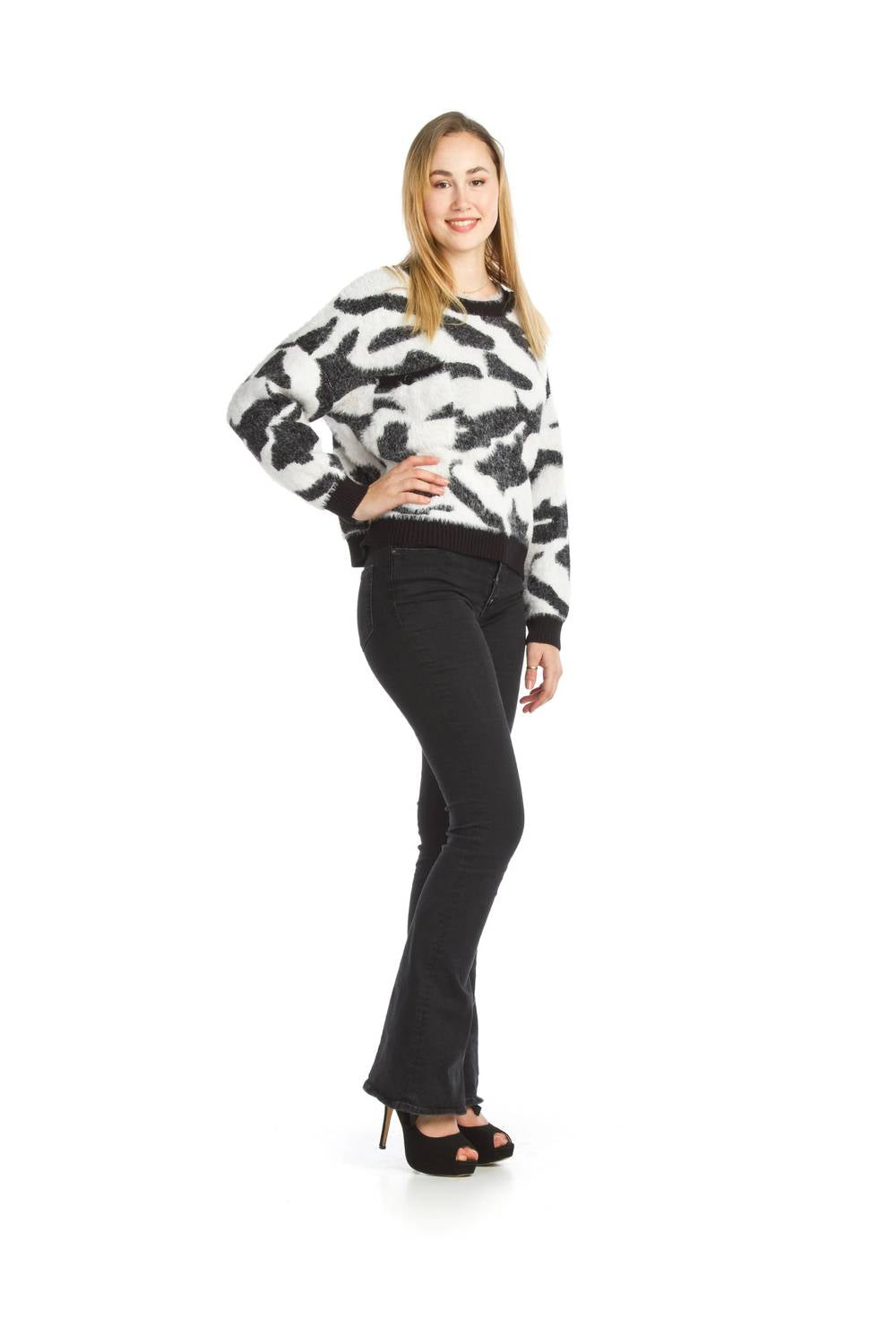 Papillon - Fuzzy Zebra Print Sweater