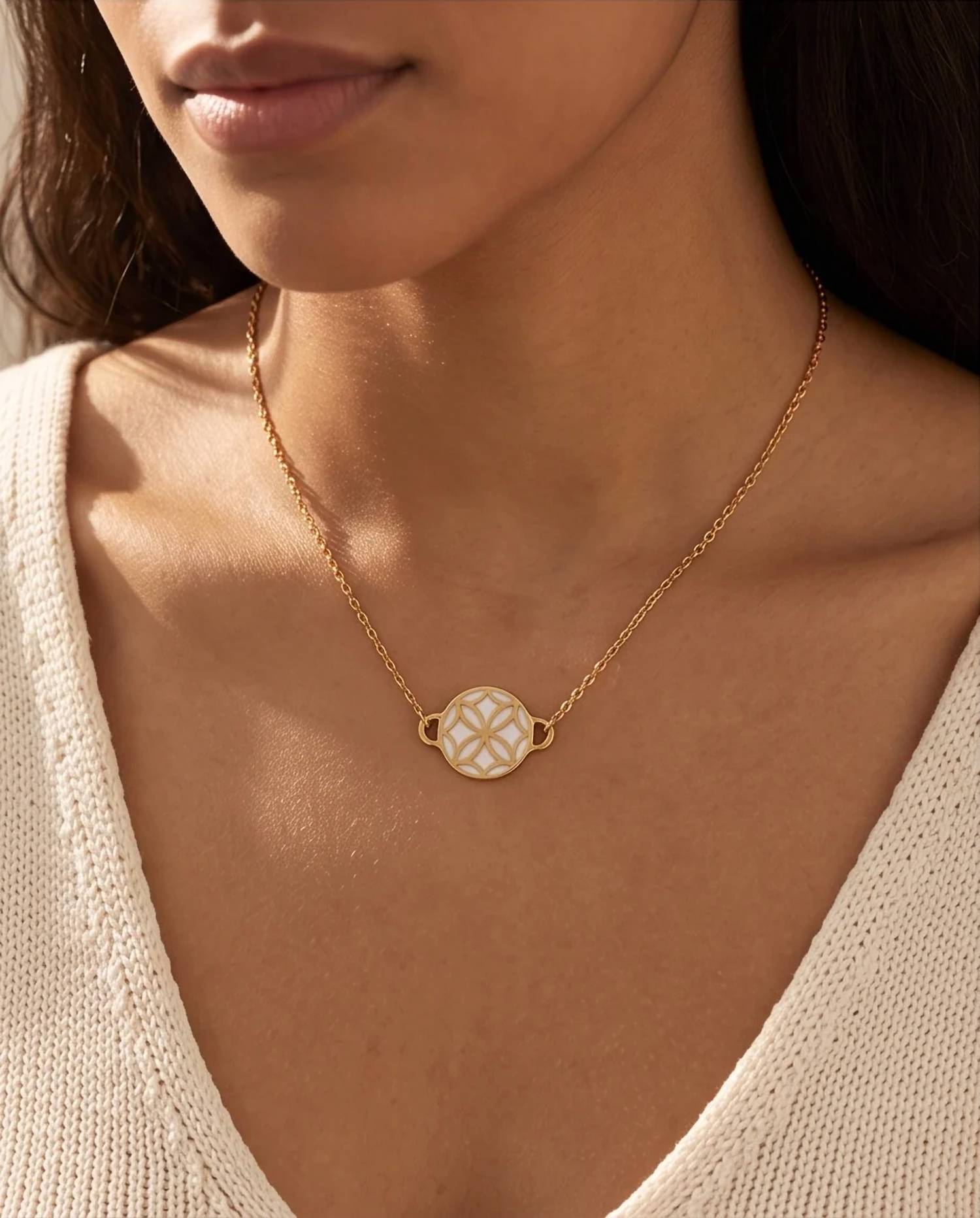 Georgina Jewelry - Women's Signature Flower Mother Pearl Necklace