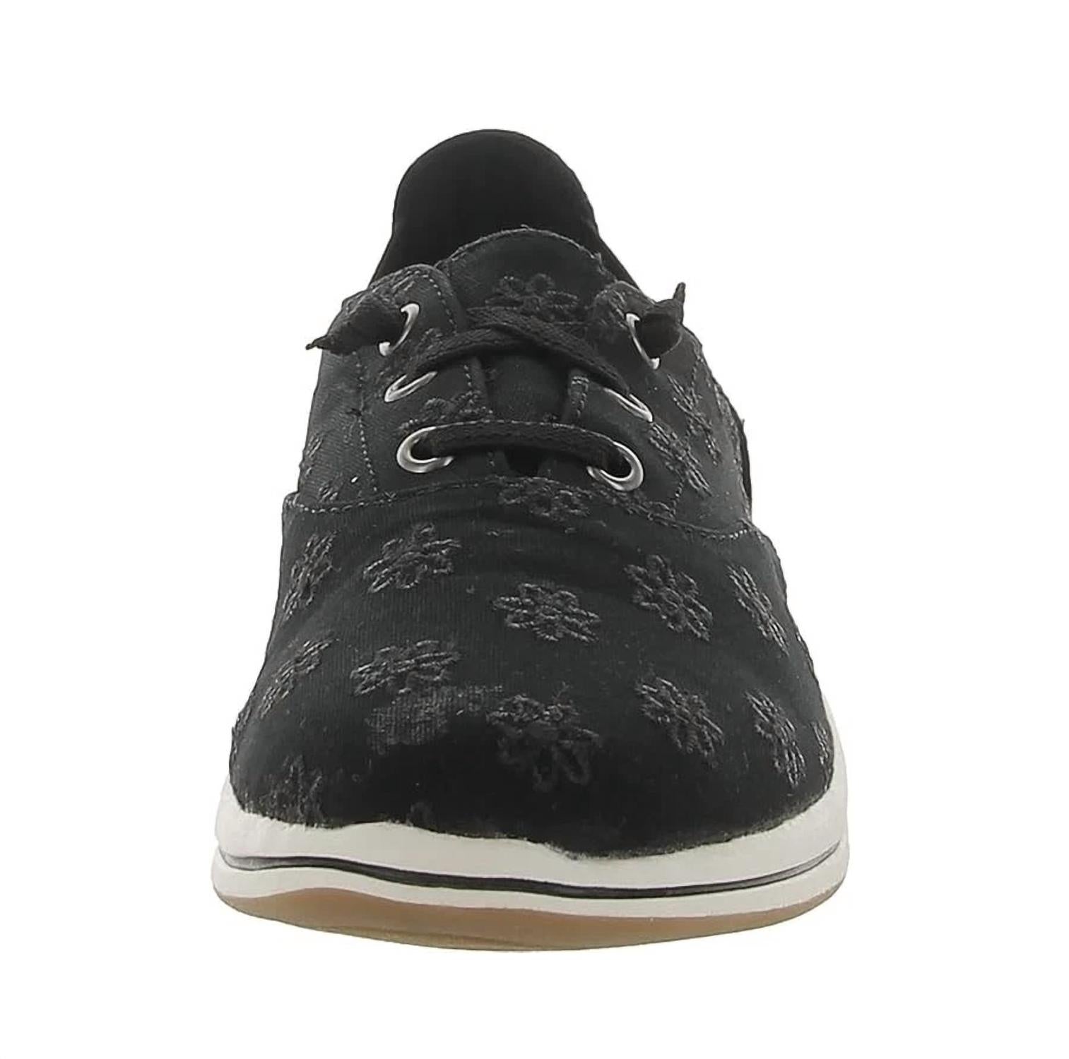 Clarks - Women's Breeze Ave Sneaker