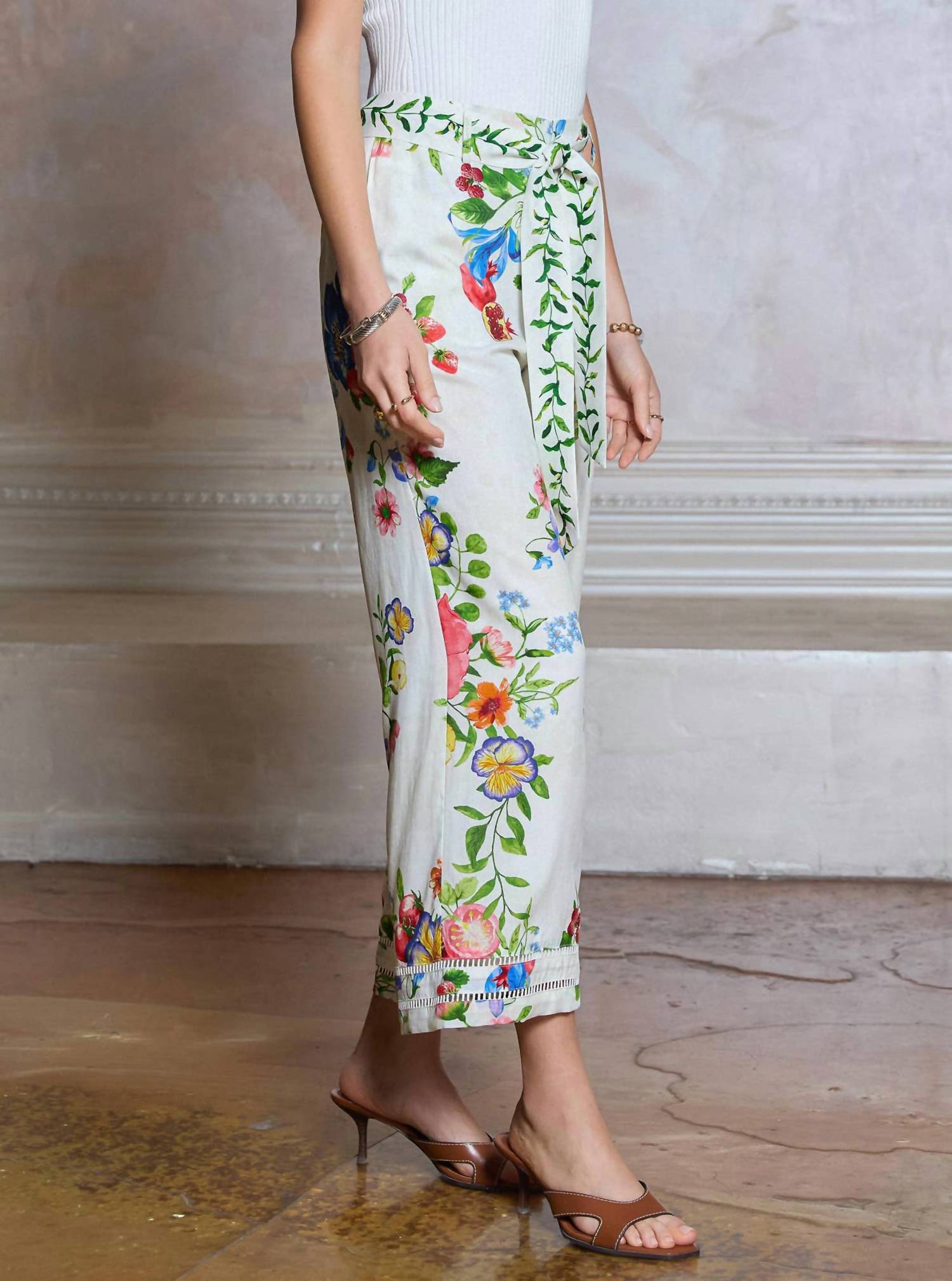 Current Air - Floral Printed Blouse And Wide Leg Pants Set