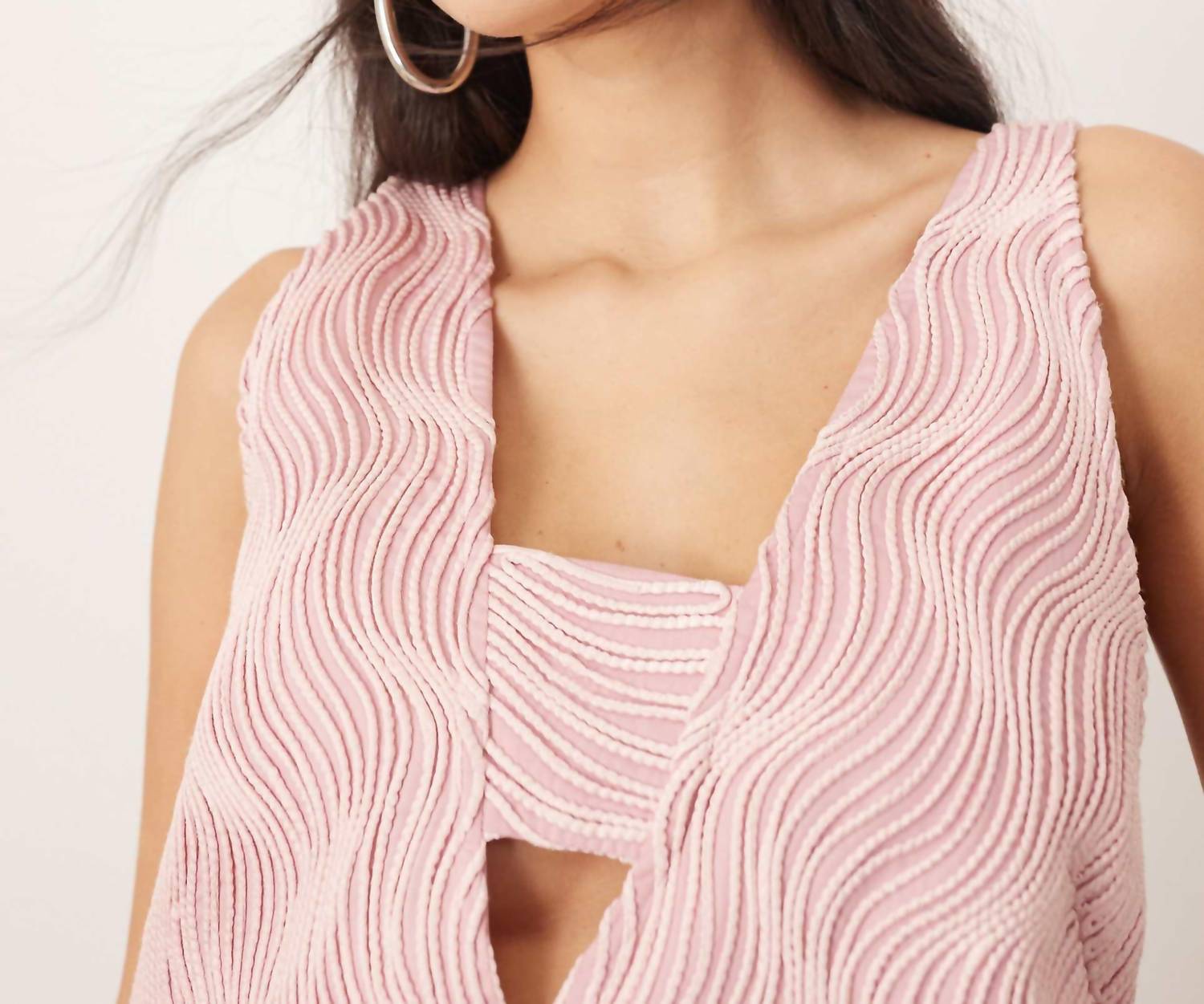 Arrange - Wave Textured Sleeveless V-neck Dress