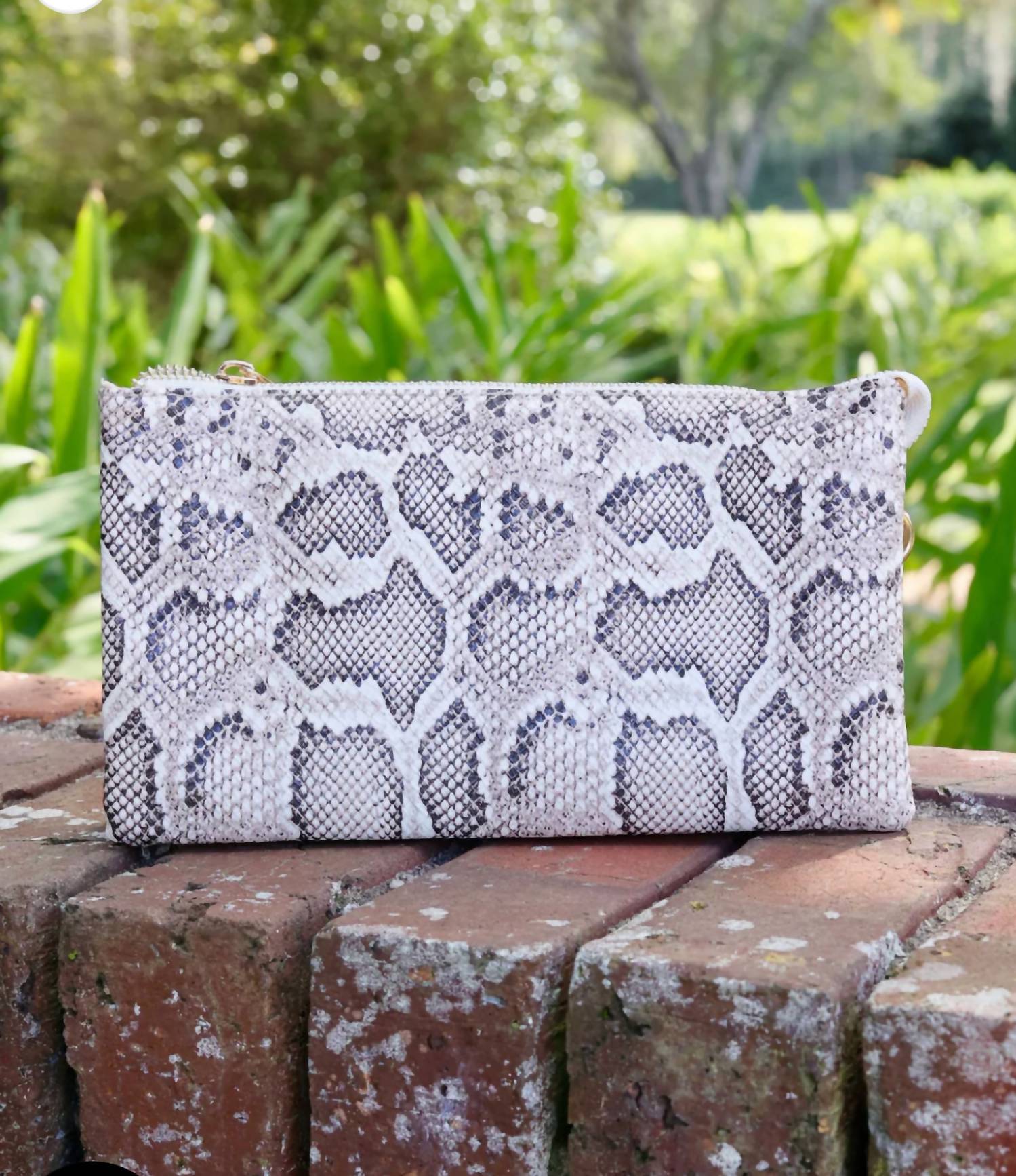 Caroline Hill - Liz Crossbody Bag
