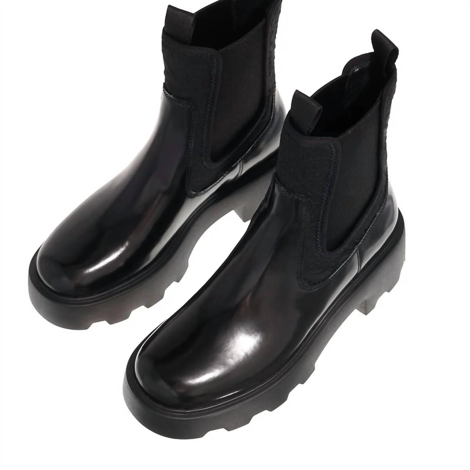 Tory Burch - Women's T Monogram Lug Chelsea Boot